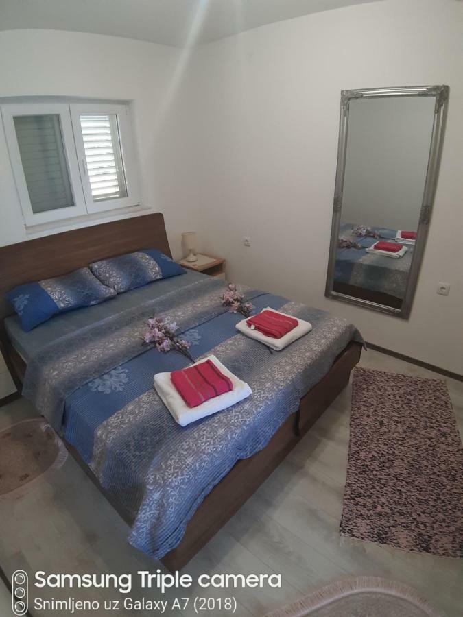 Apartments Maria Ivanica Екстериор снимка